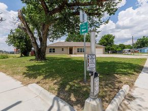3083  Sunnyvale Street , Dallas Texas 75216