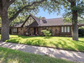 3600  Lake Pontchartrain Drive , Arlington Texas 76016