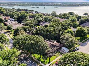 3600  Lake Pontchartrain Drive , Arlington Texas 76016