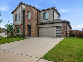 1501  Woodpecker Street , Denton Texas 76205