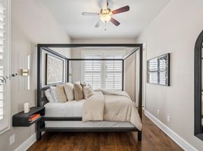 2141  Norlock Lane , Dallas Texas 75201