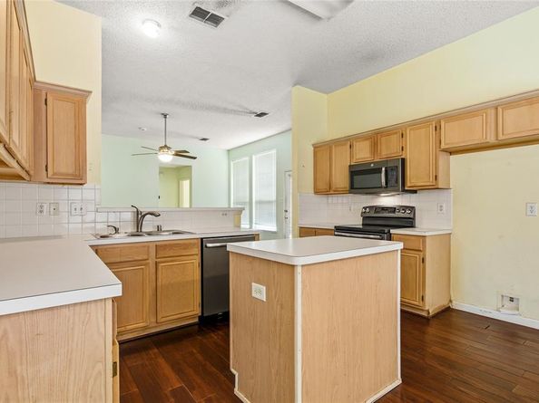 2720  Preston Creek , Mesquite Texas 75181