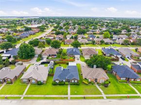 2720  Preston Creek , Mesquite Texas 75181