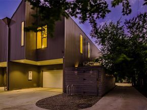 1504  Burlew Street  101, Dallas Texas 75204