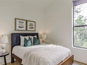 1504  Burlew Street  101, Dallas Texas 75204
