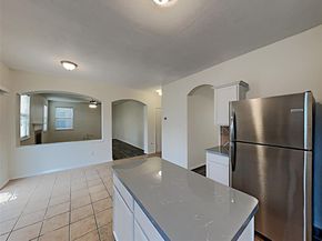 8212  Dynasty  , Fort Worth Texas 76123