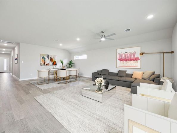 2229  Magenta Lane , Aubrey Texas 76227