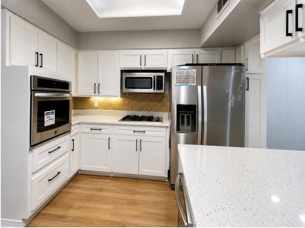 9022  Villa Park Circle , Dallas Texas 75225