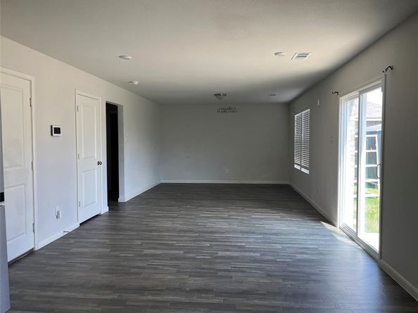 3636  Silver Maple Lane , Dallas Texas 75253