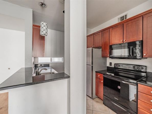4104 N Hall Street  336, Dallas Texas 75219