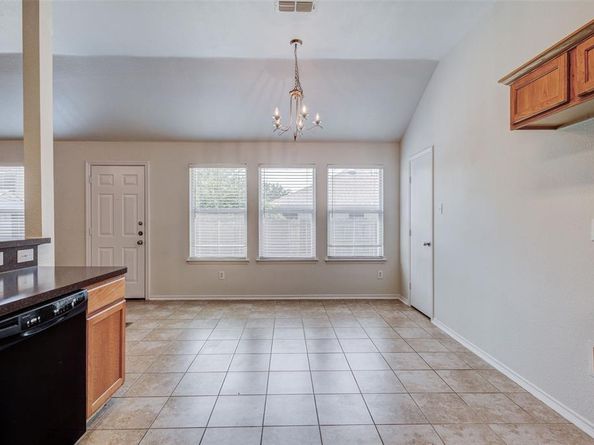 316  Heritage Drive , Crowley Texas 76036