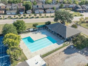 607  Trailwood Court , Garland Texas 75043
