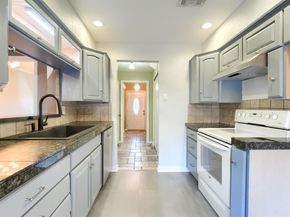 607  Trailwood Court , Garland Texas 75043