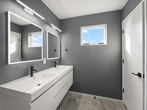 2001 N Prairie Avenue  106, Dallas Texas 75204