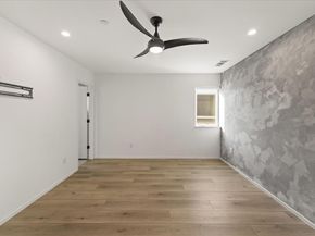 2001 N Prairie Avenue  106, Dallas Texas 75204