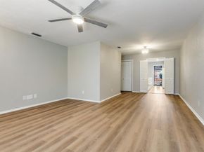 13842  Methuen Green Lane , Dallas Texas 75240