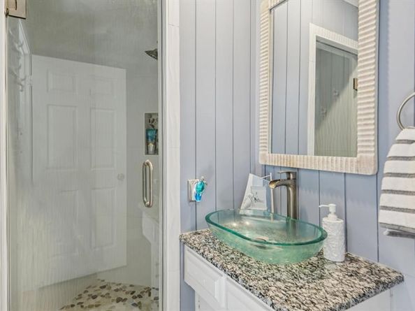 514  Willow Way , Highland Village Texas 75077
