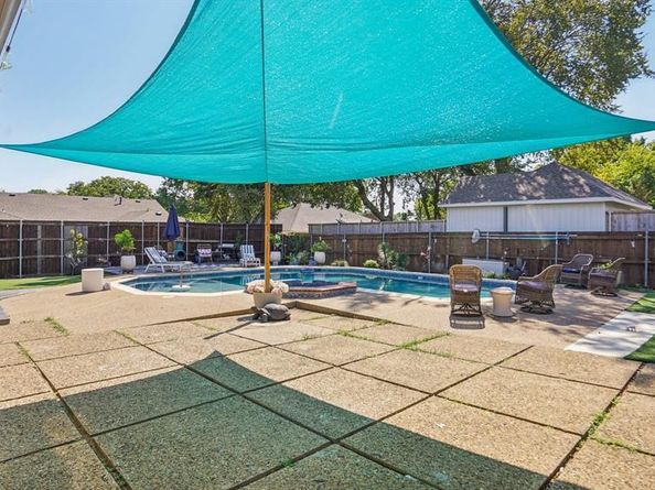 514  Willow Way , Highland Village Texas 75077