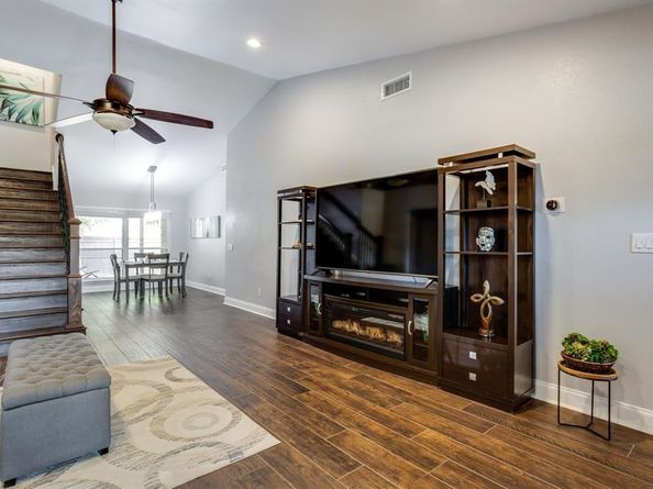 840  Chaparral Drive , Grand Prairie Texas 75052