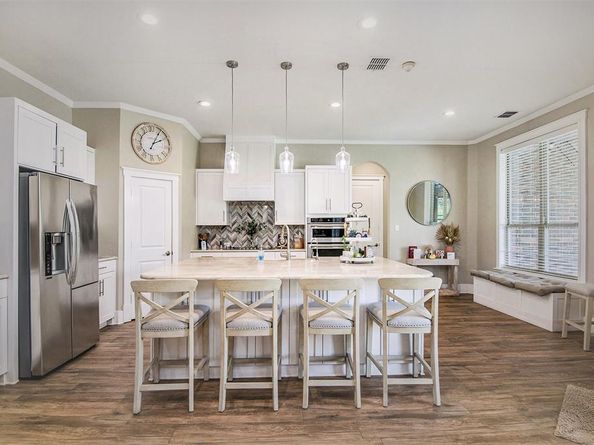1209  Rollie Michael Lane , Fort Worth Texas 76179
