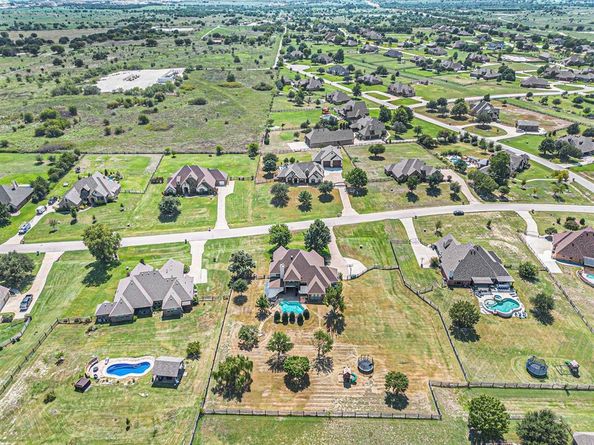 1209  Rollie Michael Lane , Fort Worth Texas 76179
