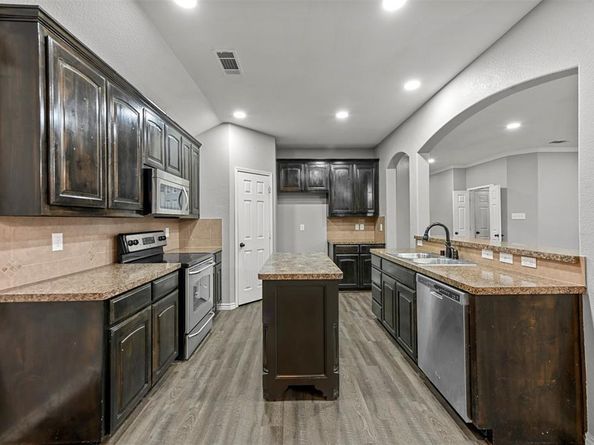 6132  Shad Drive , Fort Worth Texas 76179