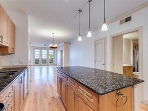 3818  Holland Avenue  305, Dallas Texas 75219