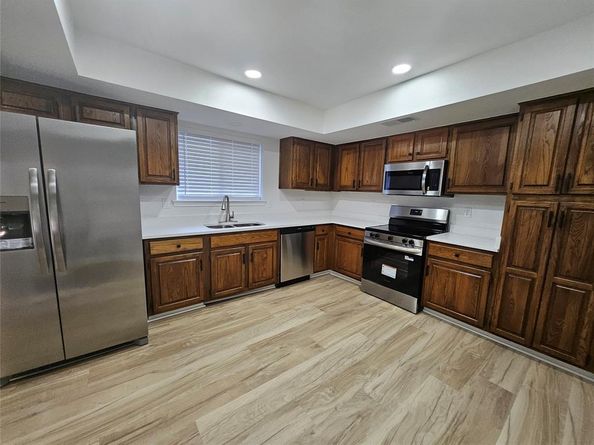 2709  Heather Glen Court , Carrollton Texas 75006