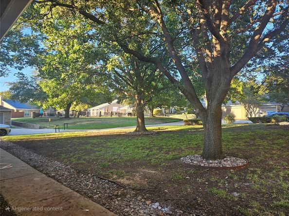 2709  Heather Glen Court , Carrollton Texas 75006