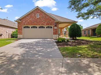 626  Oakland Hills Lane 
