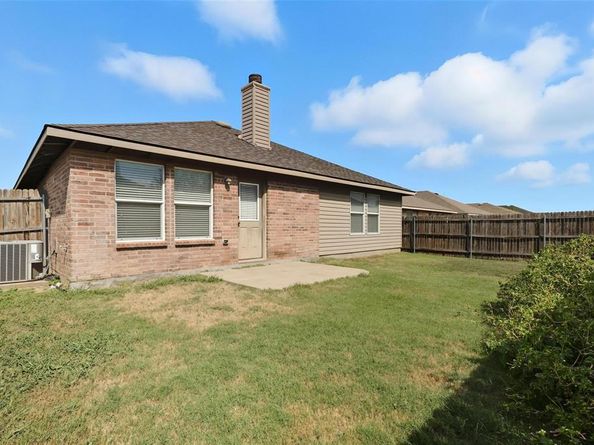 2621  Mill Springs Pass , Fort Worth Texas 76123