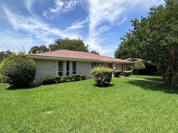 2417  Plateau Drive , Plano Texas 75075