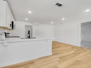 4367  Alamo Avenue , Fort Worth Texas 76107