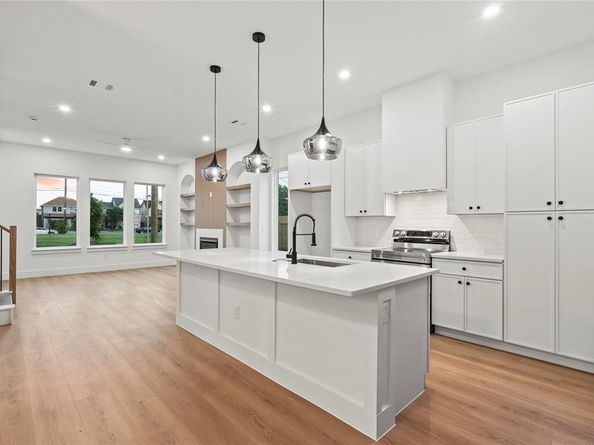 4831  Brashear Street , Dallas Texas 75210