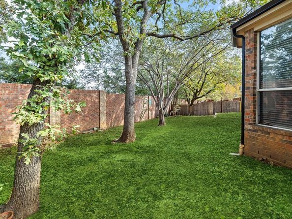 2001  Fair Oaks Circle , Corinth Texas 76210