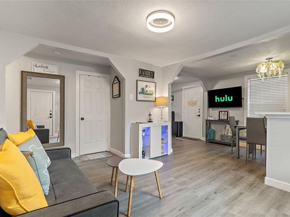 2308  Britton Avenue , Dallas Texas 75216