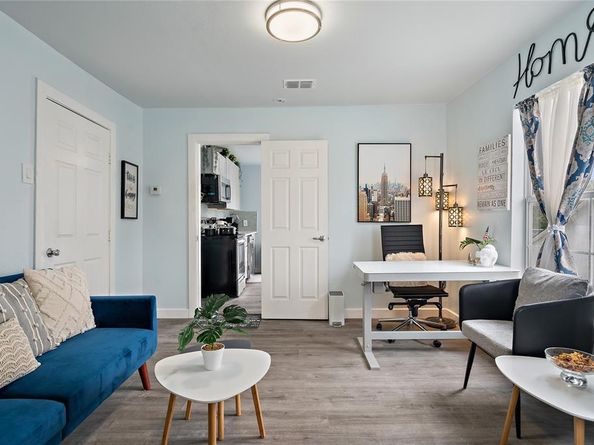 2308  Britton Avenue , Dallas Texas 75216