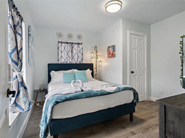 2308  Britton Avenue , Dallas Texas 75216