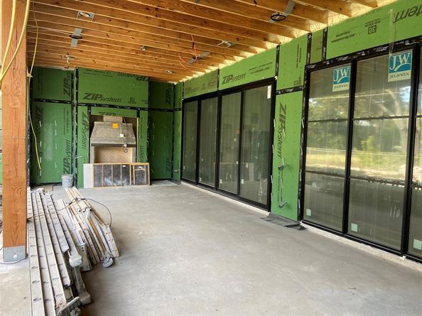 4117  Creekdale Drive , Dallas Texas 75229