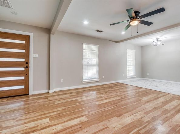 3956  Lost Creek Drive , Dallas Texas 75224