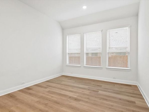 6813  Turner Falls Circle , Flower Mound Texas 76226