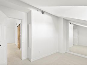 5565  Preston Oaks Road  136, Dallas Texas 75254
