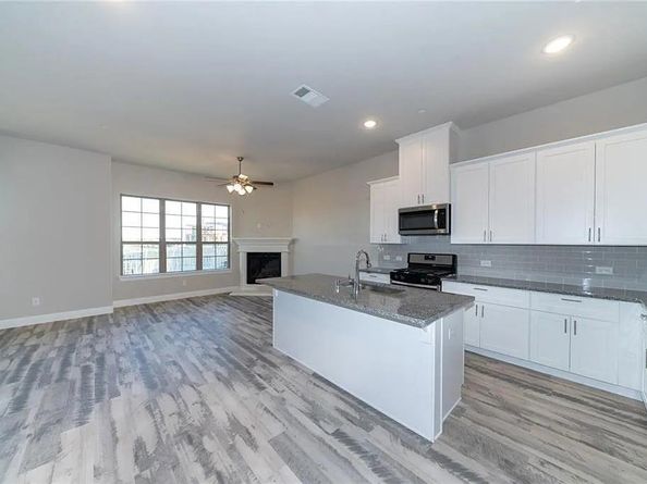 2542  Plumas Drive , Lewisville Texas 75056