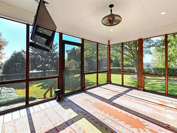 14  Lakeway Drive , Heath Texas 75032