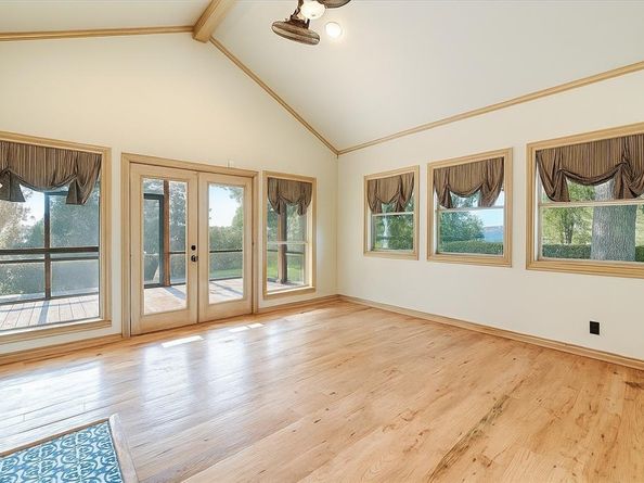 14  Lakeway Drive , Heath Texas 75032