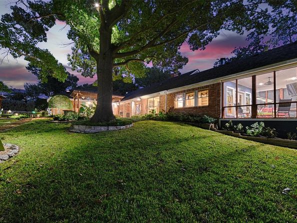 14  Lakeway Drive , Heath Texas 75032