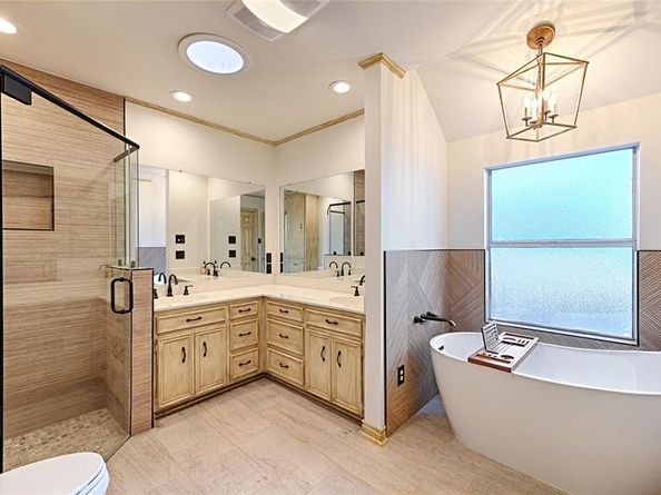 14  Lakeway Drive , Heath Texas 75032