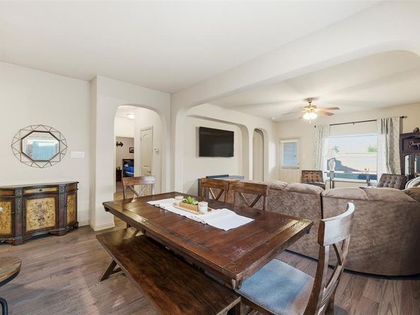 9405  Navarro Street , Fort Worth Texas 76036