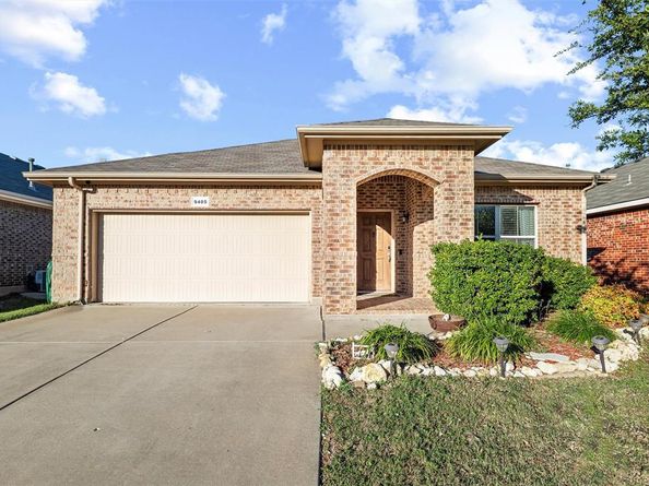 9405  Navarro Street , Fort Worth Texas 76036