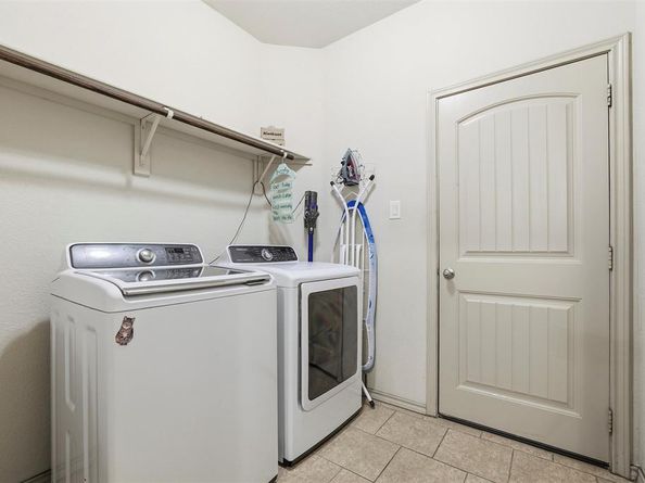 9405  Navarro Street , Fort Worth Texas 76036